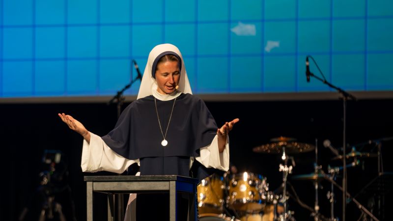 20251201OpeningPlenaryMT10001